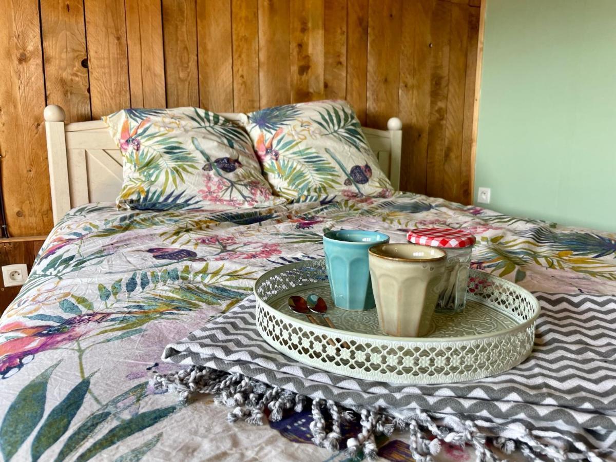 Jolie Cabane Avec Jacuzzi Pour Les Amoureux De La Nature Tullins Ngoại thất bức ảnh