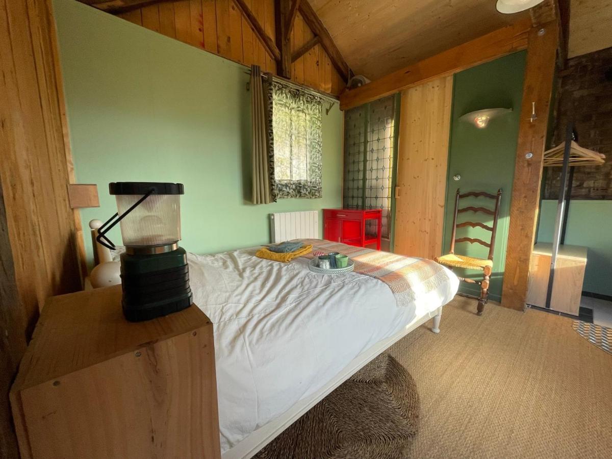 Jolie Cabane Avec Jacuzzi Pour Les Amoureux De La Nature Tullins Ngoại thất bức ảnh